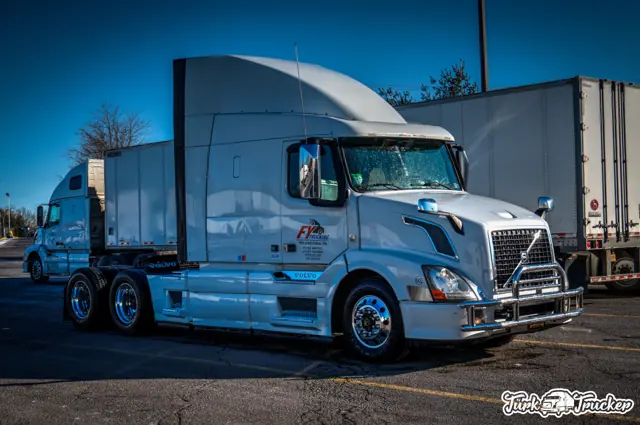Truck 02 · FY Trucking